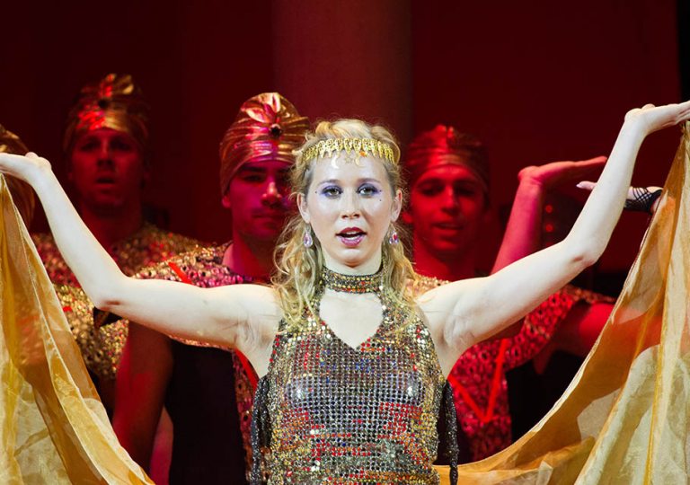 8_Herbstgala_2012_1_Moulin_Rouge (11)