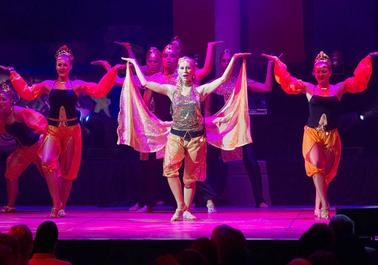 8_Herbstgala_2012_1_Moulin_Rouge (18)