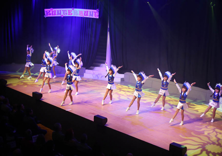 2015_KiJu-Gala_1_Gardeparade (3)