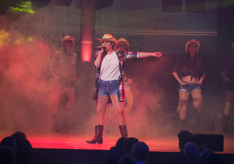 21 Amerika - Roots (3)